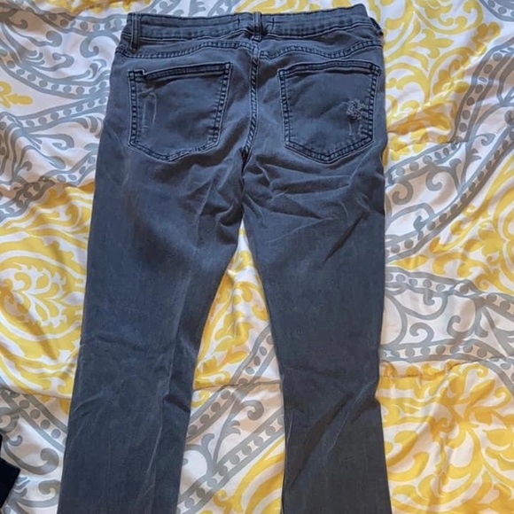 Forever 21 jeans - Picture 2 of 2